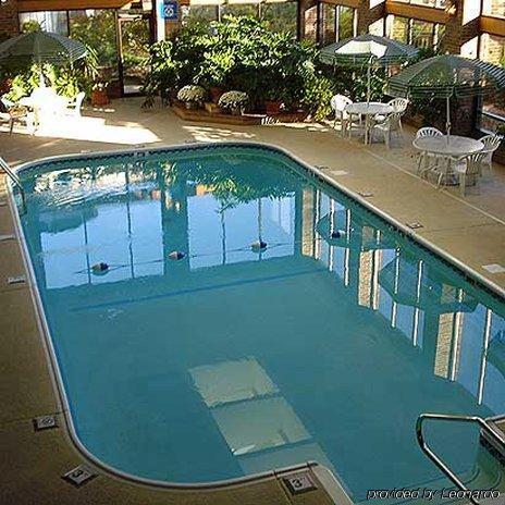 Magnuson Grand Hotel And Conference Center Raymond Konforlar fotoğraf